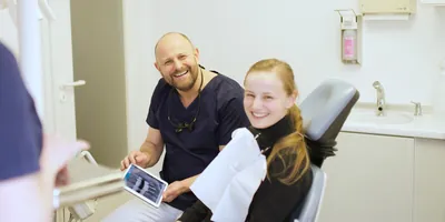 Team der Zahnarztpraxis Dr. Hampe & Kollegen in Herford