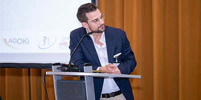 Dr. Hampe auf der Bühne